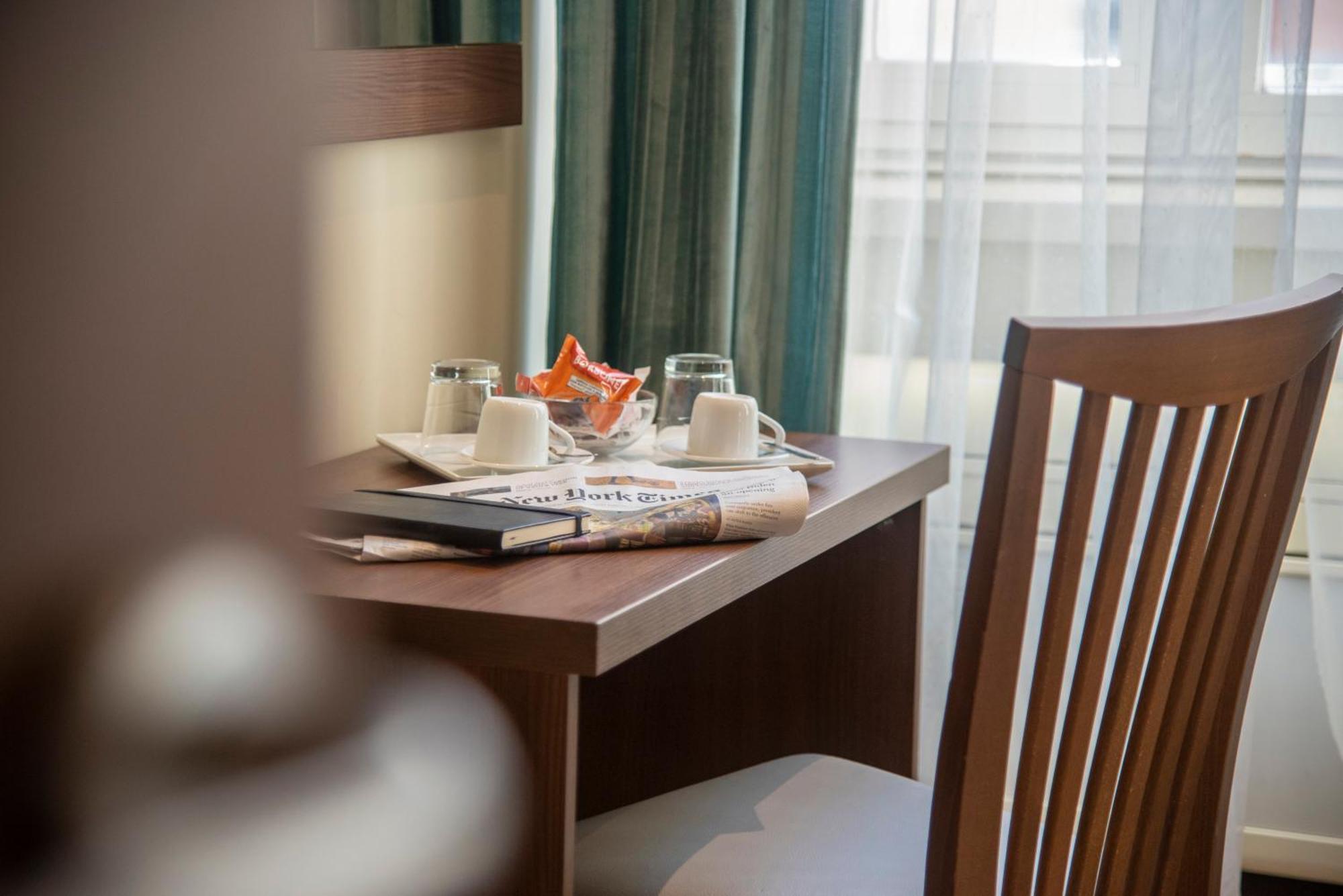 ลา กรันเด เบลเลซซา Hotel โรม ภายนอก รูปภาพ